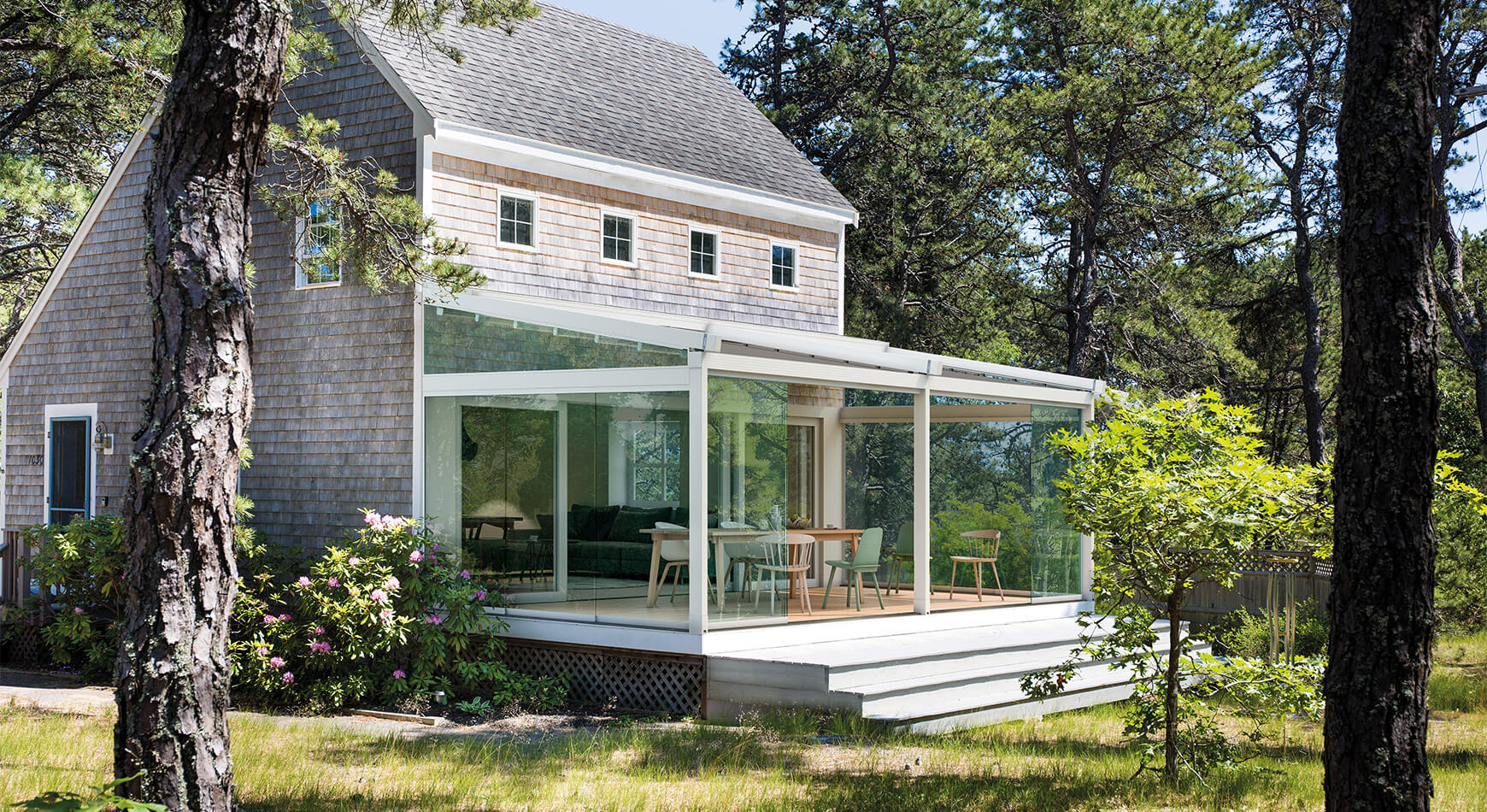 Pergola bioclimatique Gibus terrasse Pergola bioclimatique Gibus installée par Menuiserie Guichardan